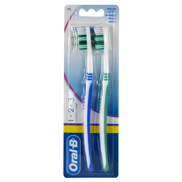 Oral -B 1-2-3 Classic Care Medium Toothbrushes 2 Pack